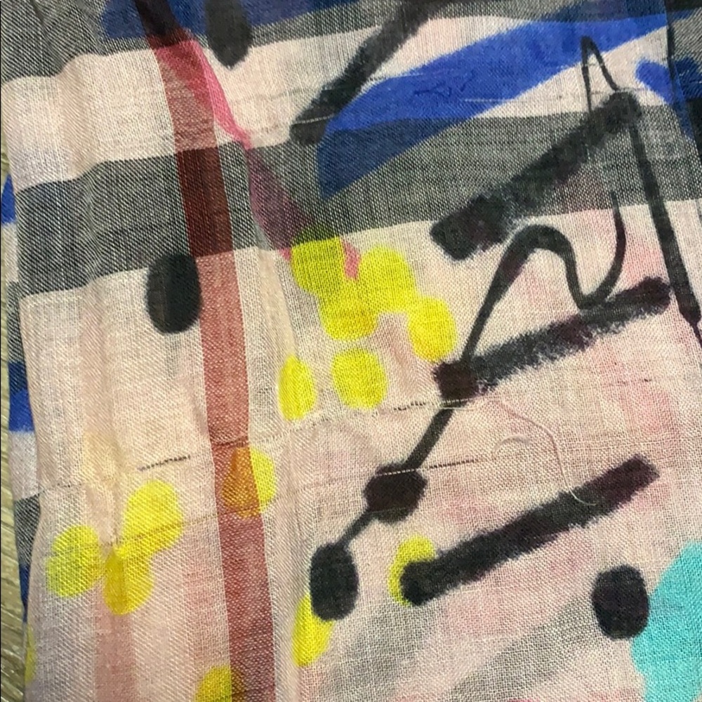 Burberry Pink Graffiti Scarf - pre owned - Picture 6 of 10